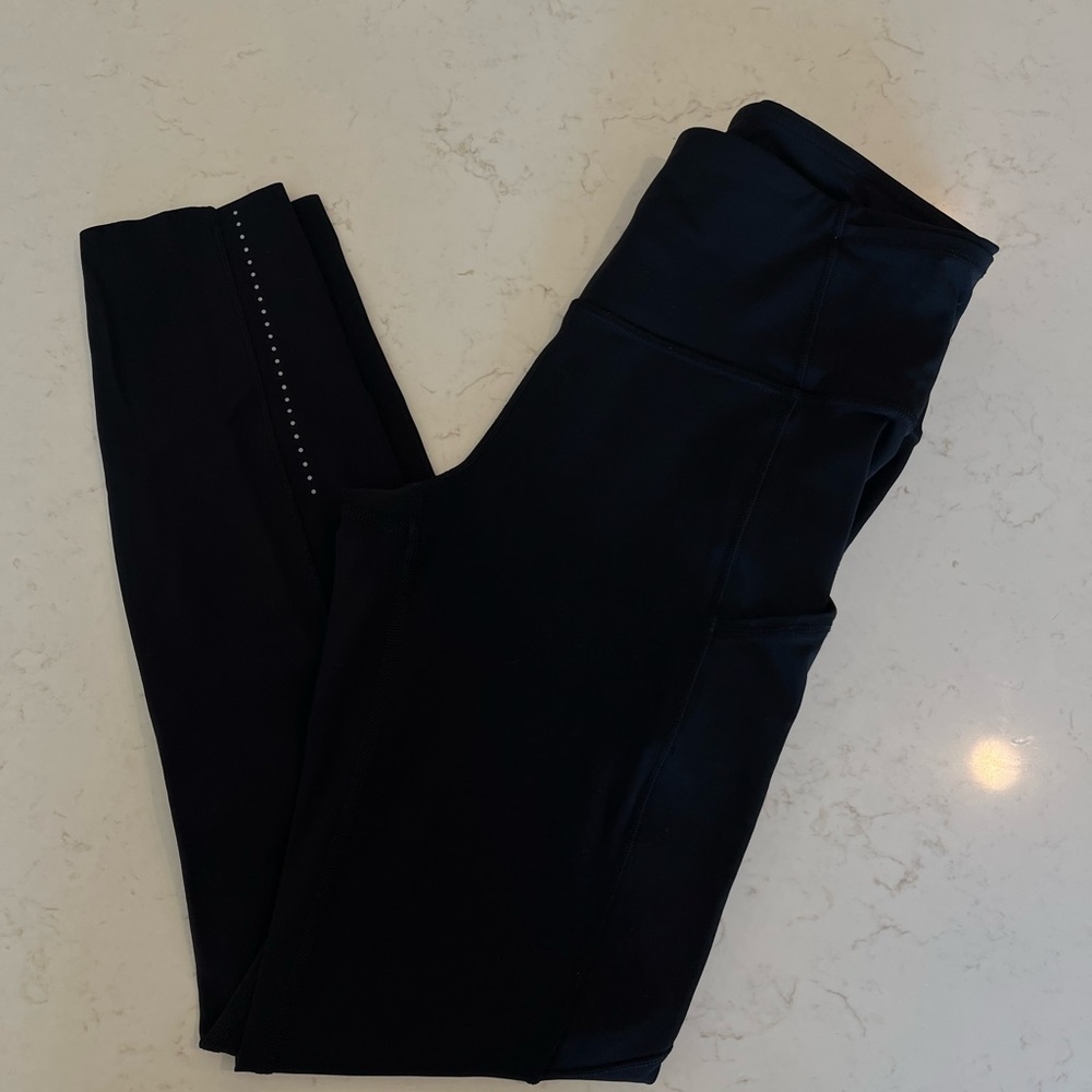 Lululemon Fast and free 7/8 size 6 - Picture 2 of 11